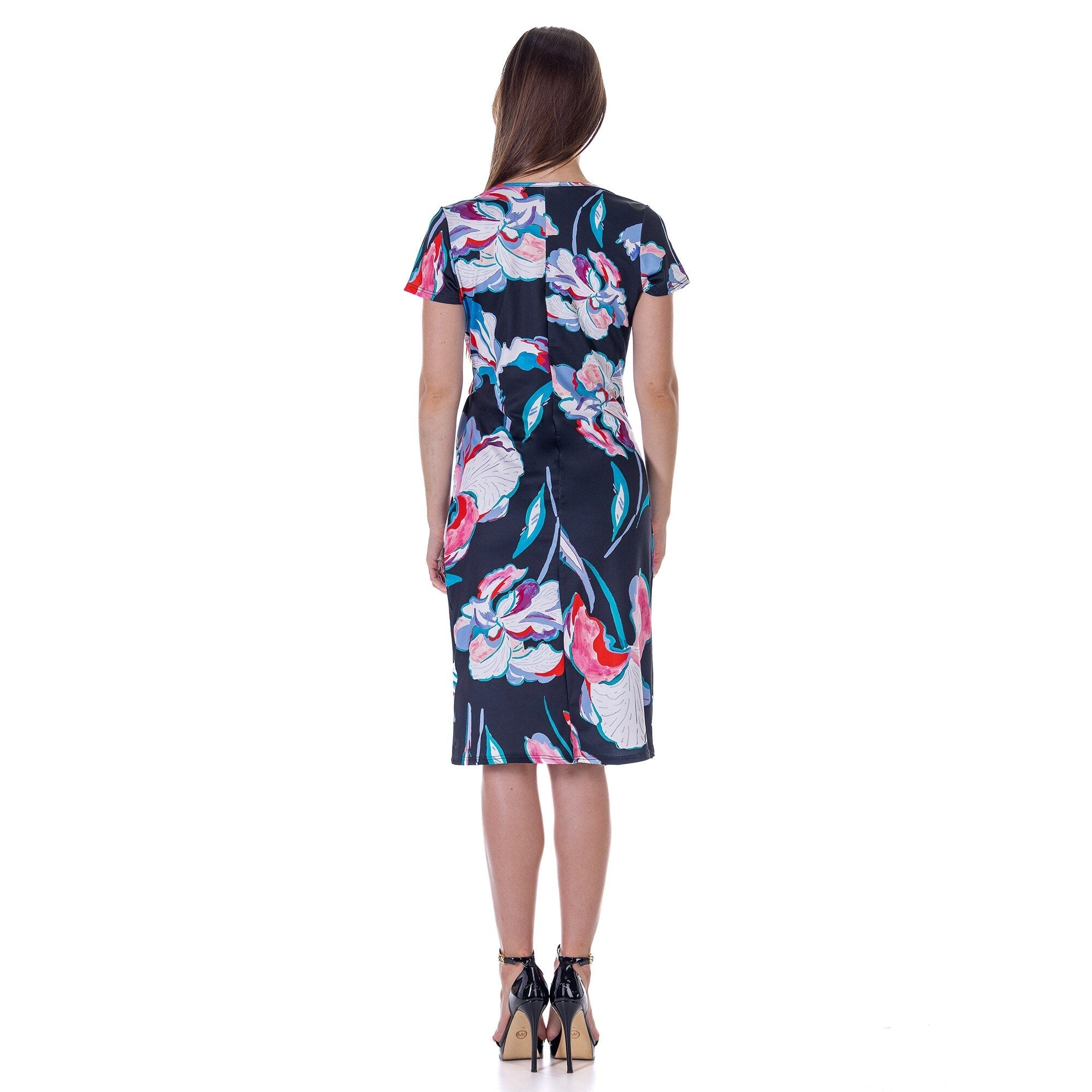24seven-Comfort-Apparel-Black-Floral-Knee-Length-Short-Sleeve-Faux-Wrap-Dress_8b4c64f7-2991-4adc-afa1-023b9924c44d