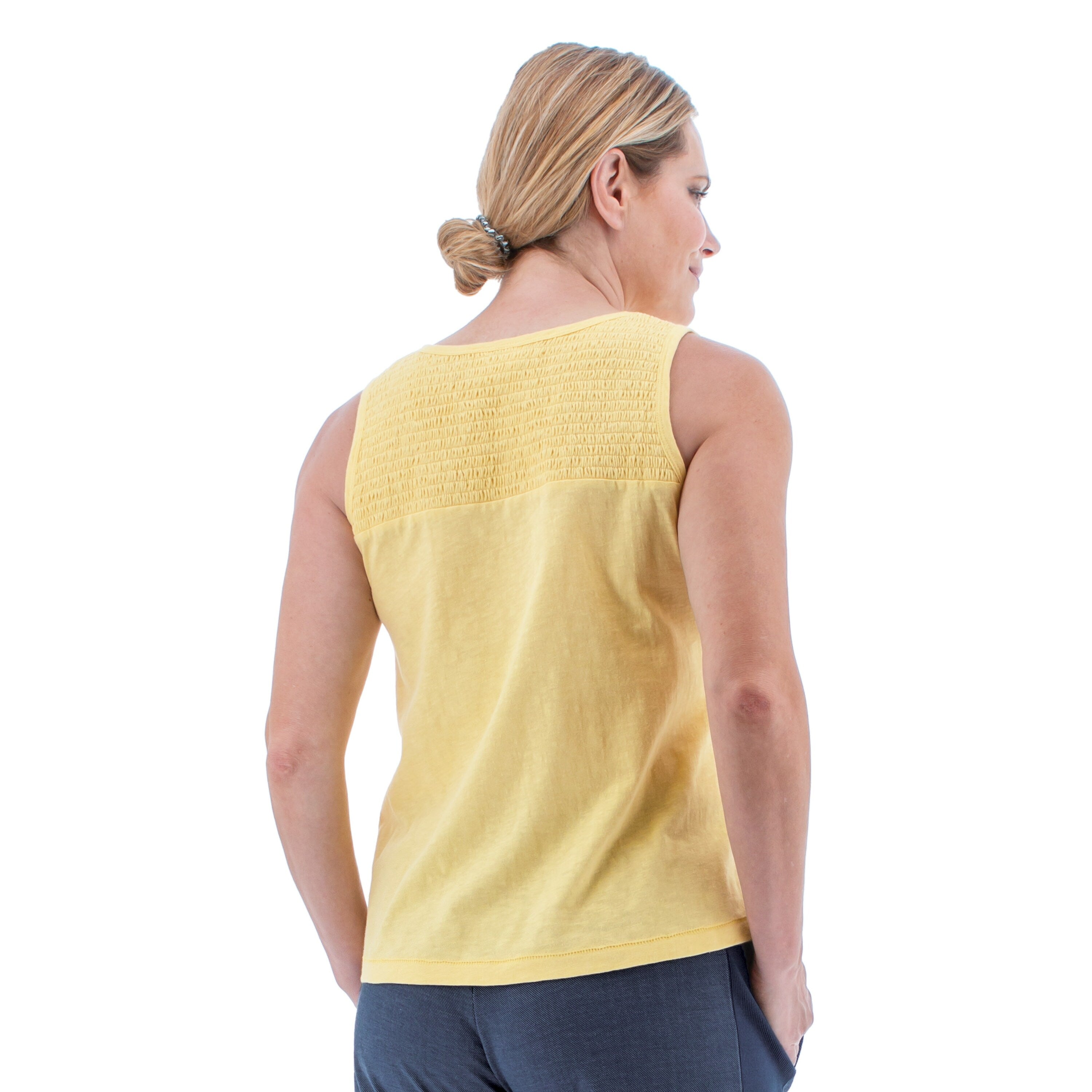 Aventura-Women_27s-Essex-Smocked-Tank-Top_f9838e15-945b-4ef0-afc4-78c891076804 1282079586